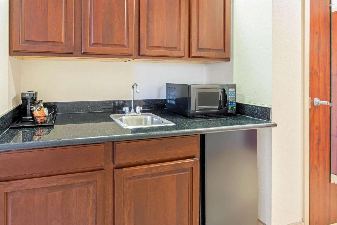 La Quinta By Wyndham Midwest City - Tinker Afb Extérieur photo