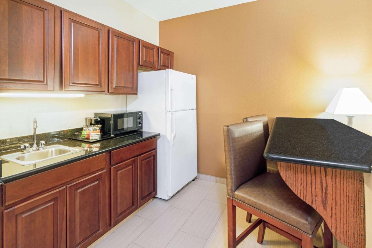 La Quinta By Wyndham Midwest City - Tinker Afb Extérieur photo